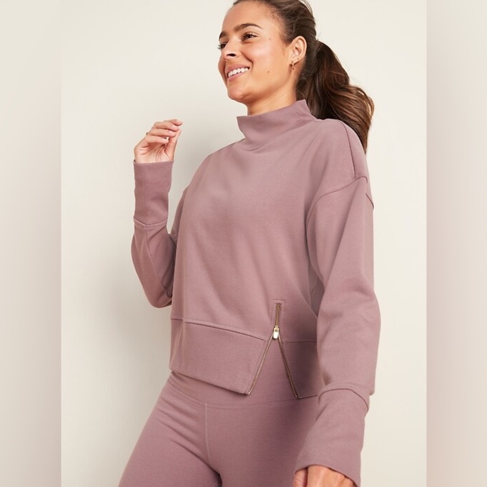Old Navy Mock Neck Size Zip Sweatshirt
